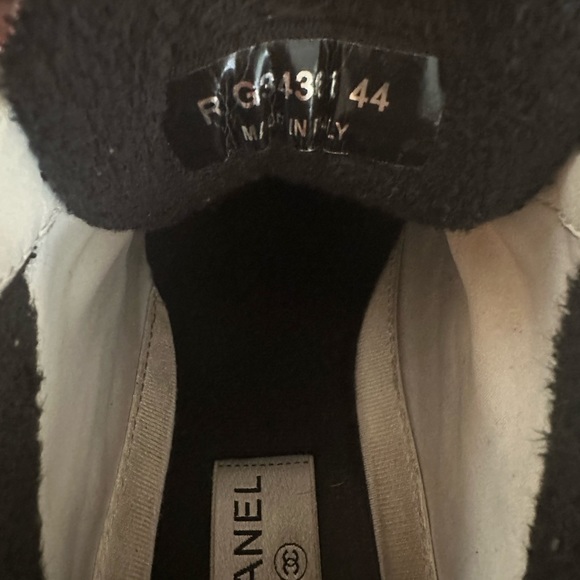 Limited edition Chanel’s - Picture 7 of 9